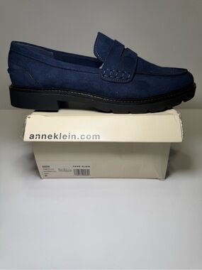 Anne Klein Women's Emmylou Loafer Navy Blue Size 8.5M